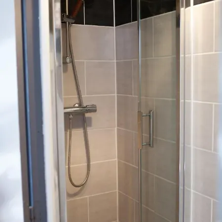 Apartament Cozy Near The Canal Saint Martin *