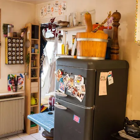 Cozy Near The Canal Saint Martin * Paryż